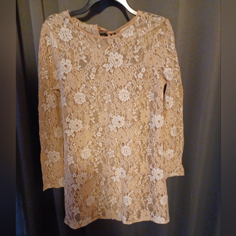 Altar'd State Lace mini/cover up size M
